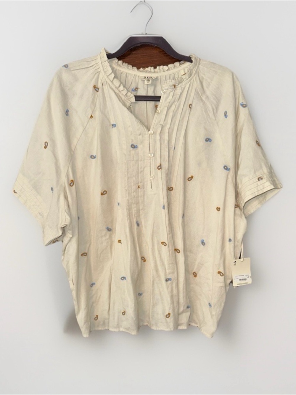 jcpenney Cream Embroidered Short Sleeve Blouse with Blue and Brown Accents